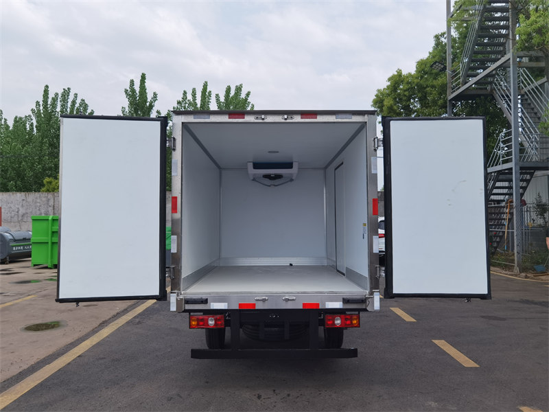 冷藏車廠家講述冷藏車制造工藝