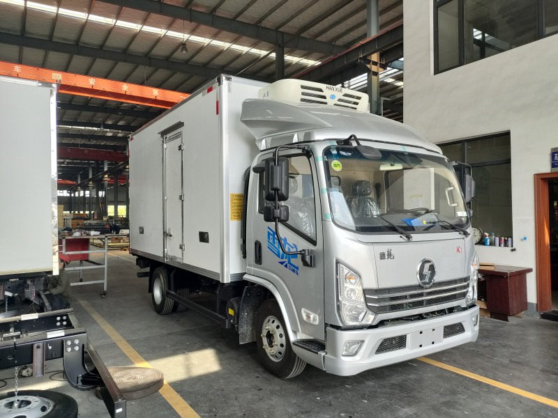 雪龍4米2冷藏車價(jià)格