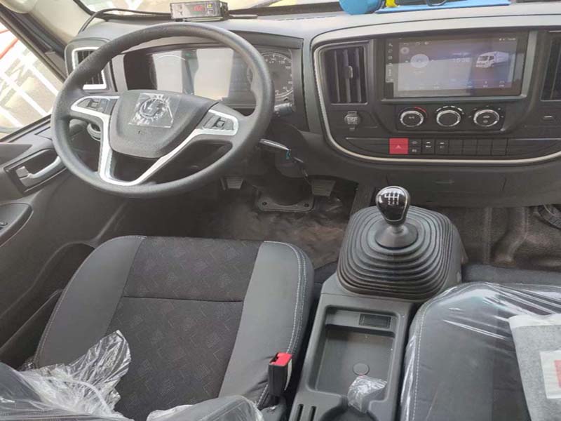 國六陜汽德龍K1冷藏車濰柴發(fā)動(dòng)機(jī)
