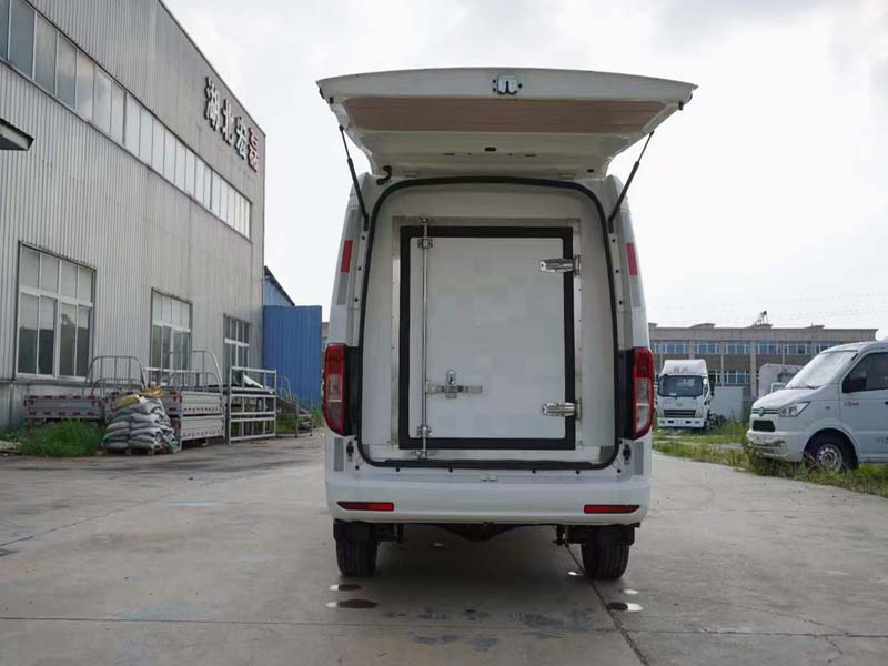 長(zhǎng)安跨越星V5冷藏車市區(qū)不限行