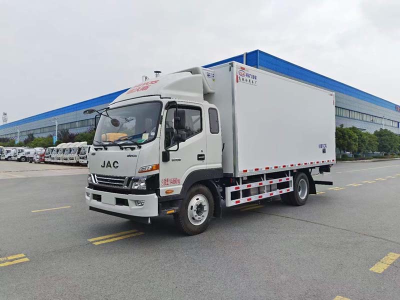 國六江淮德沃斯V8冷藏車源頭廠家