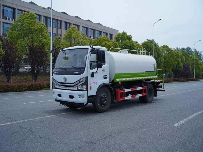多利卡D7綠化噴灑車全國送車