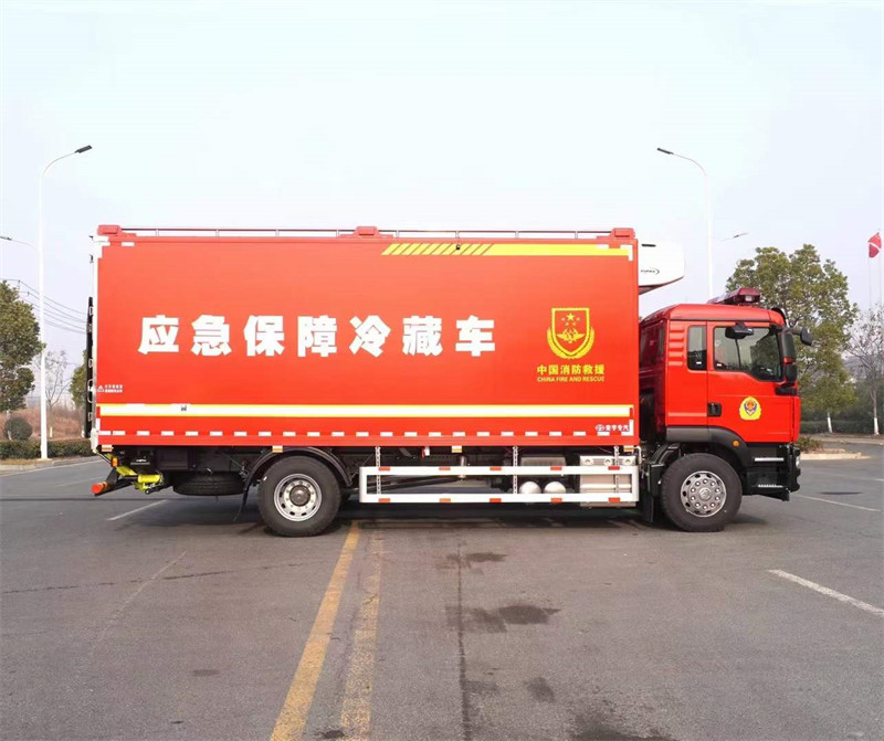 重汽?德汕?卡應(yīng)急保障冷藏車制冷量大