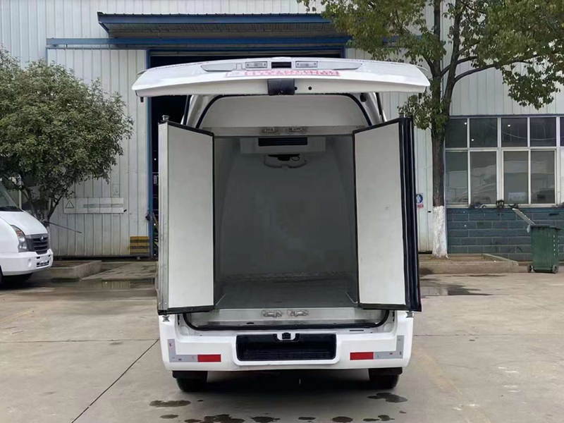 國六福田G7面包冷藏車大馬力