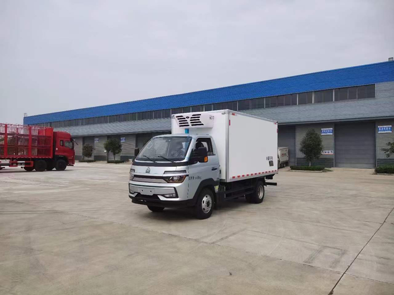 3.8米重汽豪沃智相冷藏車價(jià)格