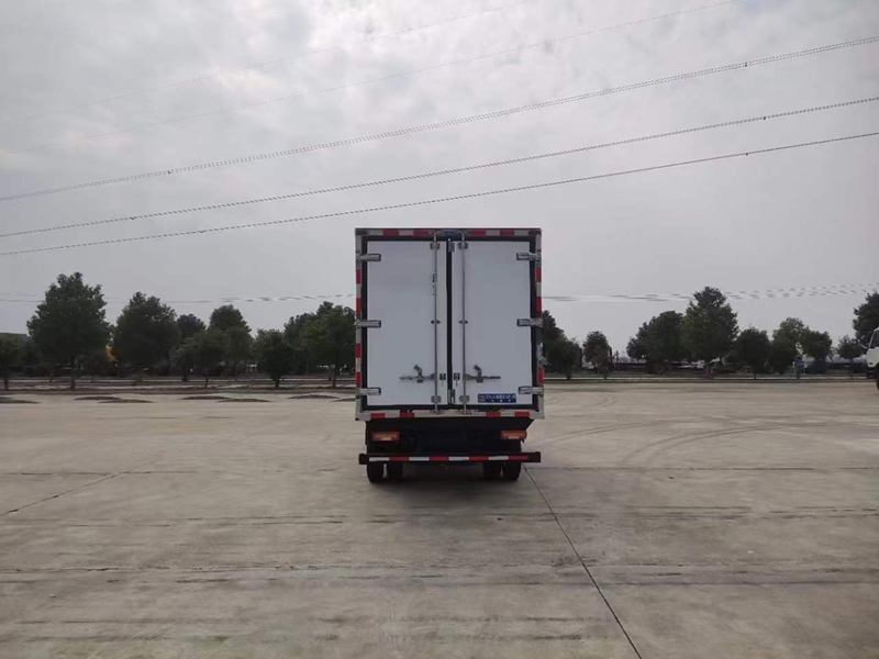 3.8米重汽豪沃智相冷藏車價(jià)格