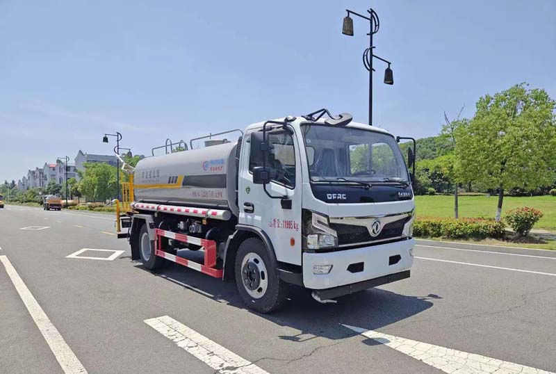 東風福瑞卡灑水車現(xiàn)車出售