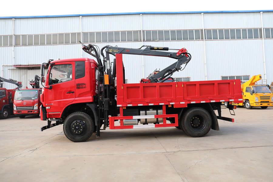 航天萬山四驅(qū)抓斗式垃圾車-格雷普抓機
