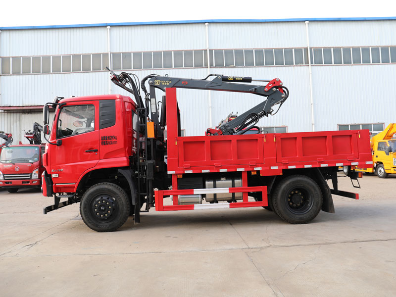 航天萬山四驅(qū)抓斗式垃圾車-格雷普抓機