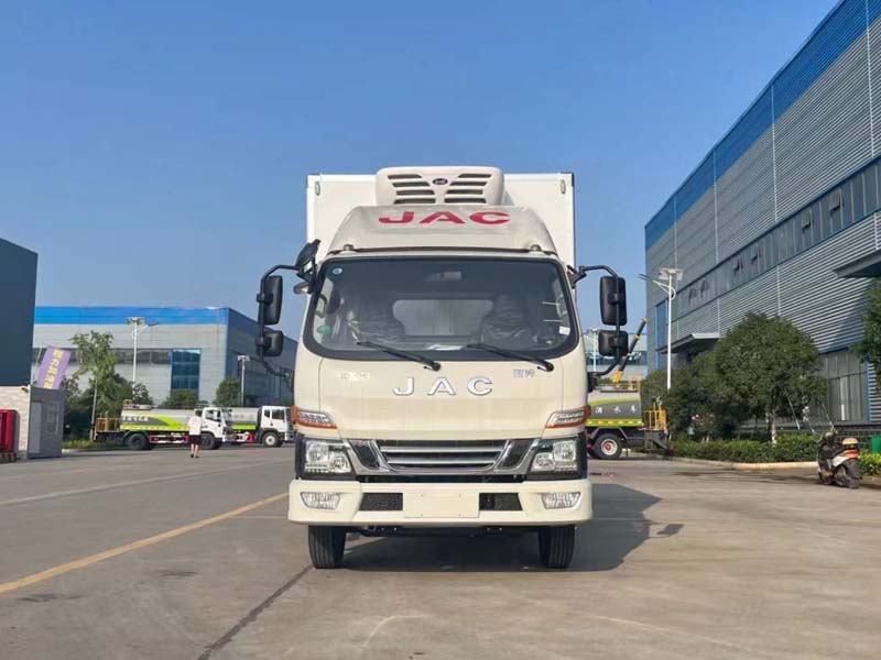 排半冷藏車哪個(gè)牌子好