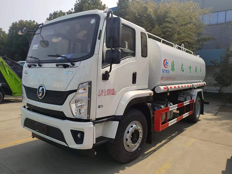 陜汽軒德X9玉柴15噸灑水車200馬力經(jīng)濟(jì)型