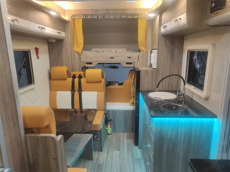 上汽躍進(jìn)S100房車價(jià)格19.98萬