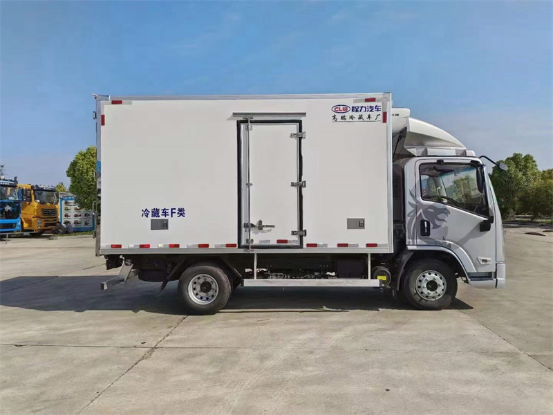 陜汽金德龍自動(dòng)擋冷藏車(chē)國(guó)六B排放標(biāo)準(zhǔn)