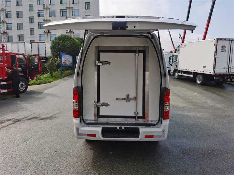 5.8立方福田G7冷藏車馬力足跑的快