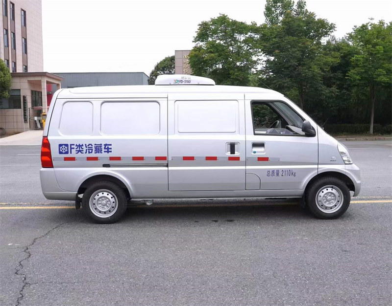 五菱面包冷藏車國(guó)六B排放價(jià)格