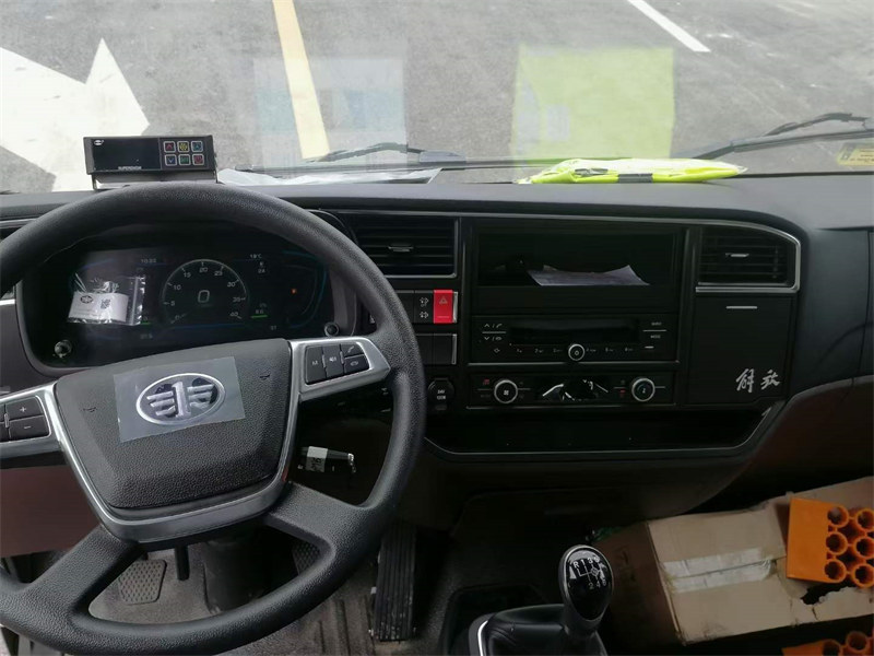 解放4.2米寬體冷藏車動力強勁