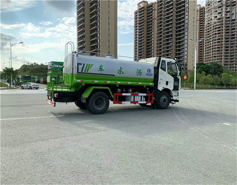 解放國六灑水車促銷讓利