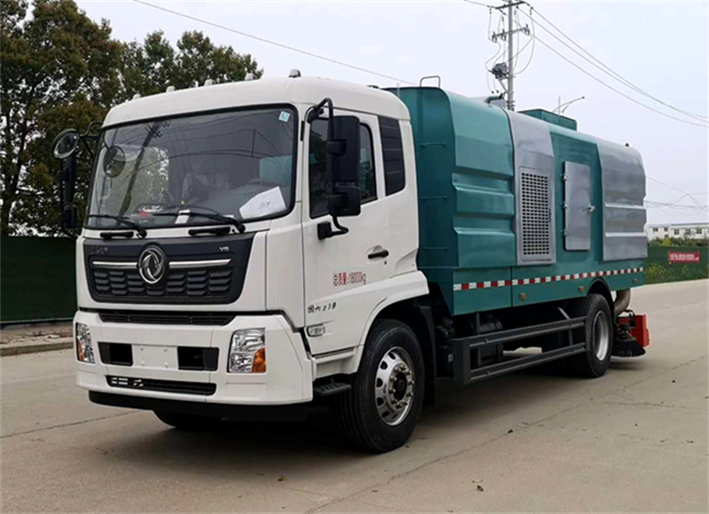 國(guó)六吸塵車東風(fēng)天錦整車配置