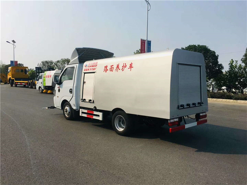 湖北路面養(yǎng)護(hù)車廠家直銷
