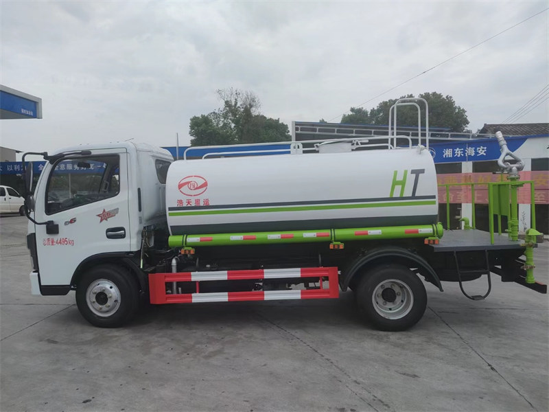 5噸藍牌灑水車多少錢