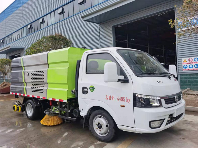 國六東風(fēng)途逸洗掃車