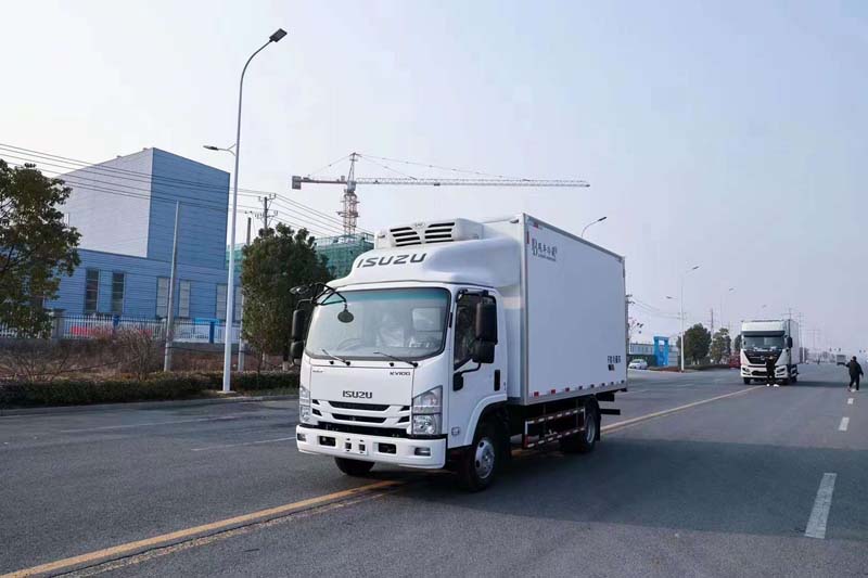 慶鈴五十鈴KV100冷藏車特價(jià)來襲