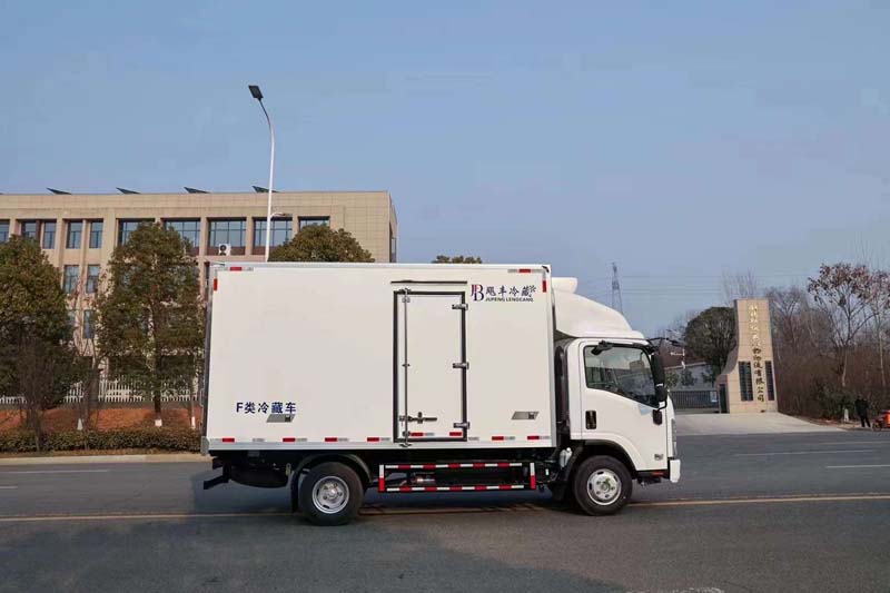 慶鈴五十鈴KV100冷藏車特價(jià)來襲