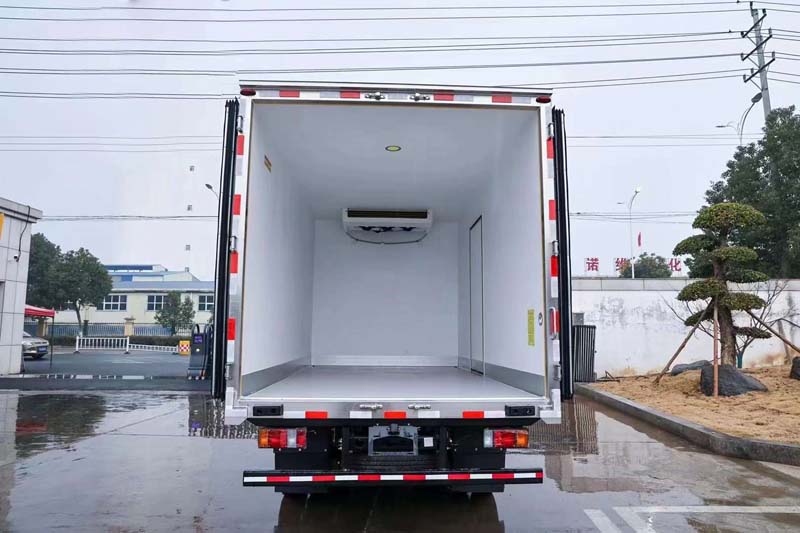 慶鈴五十鈴KV100冷藏車特價(jià)來襲