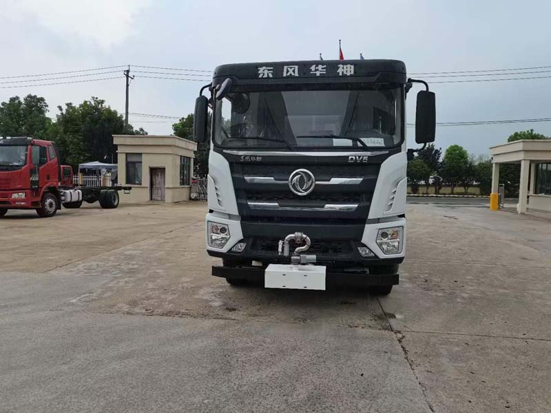 30噸巨無霸灑水車廠家直銷