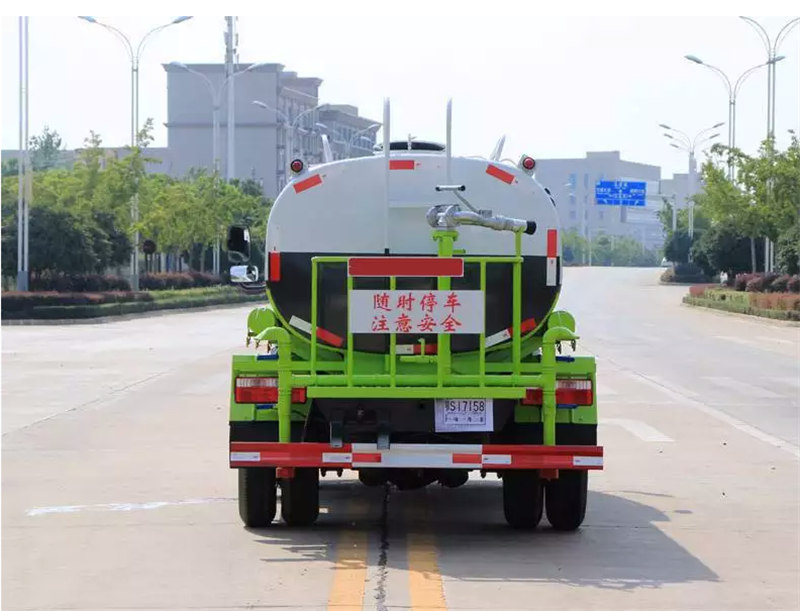 東風(fēng)D6國六灑水車廠家一口價(jià)