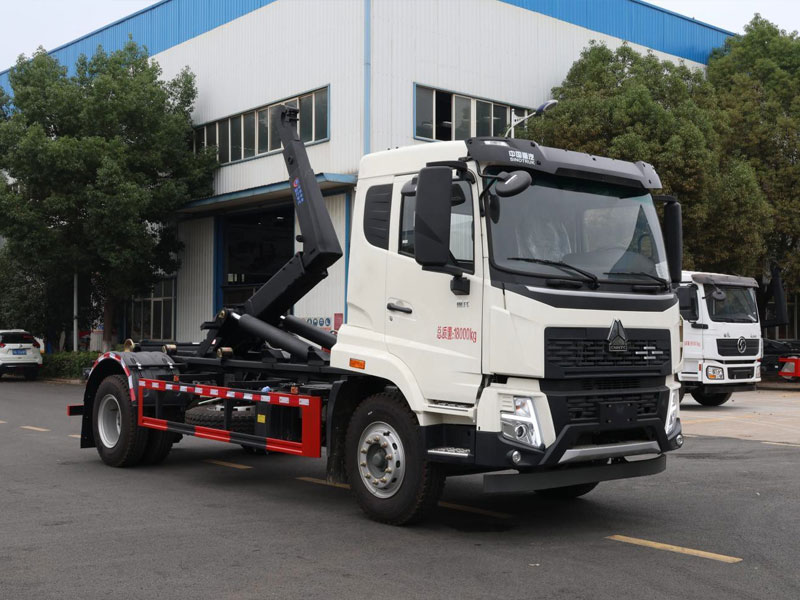重汽豪沃勾臂式垃圾車
