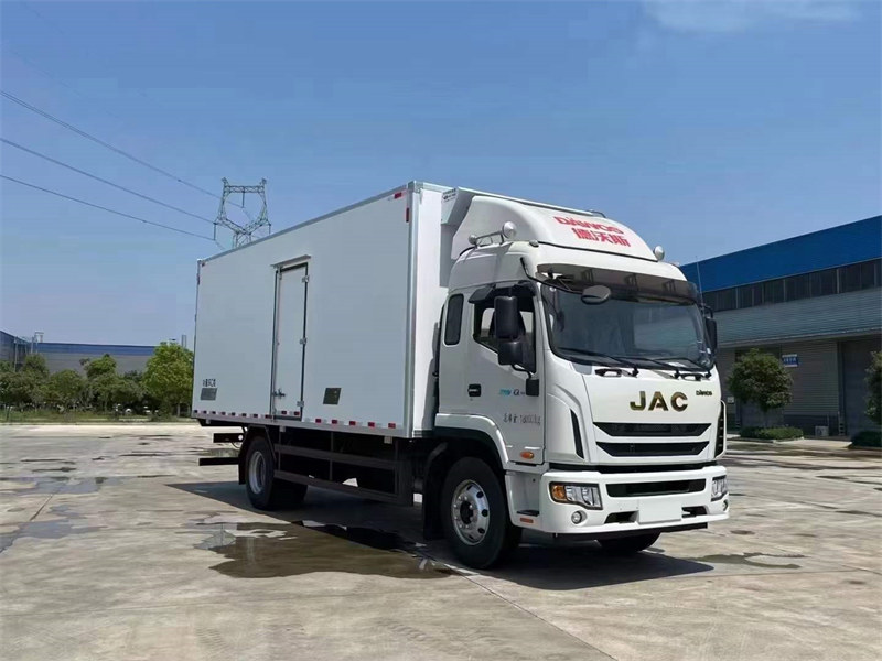 國(guó)六6.8米冷藏車(chē)江淮帥鈴Q9全新設(shè)計(jì)