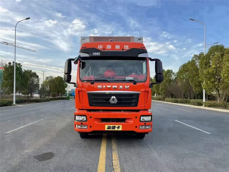 6.8米國(guó)六汕德卡冷藏車(chē)全新升級(jí)