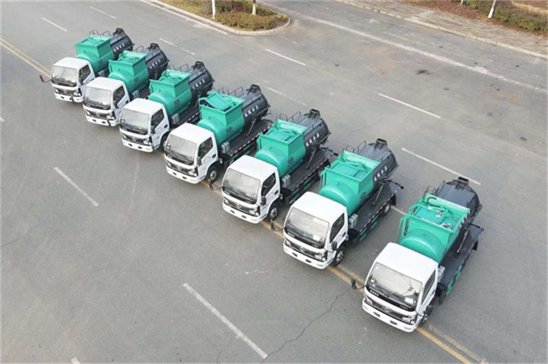 小多利卡餐廚垃圾車(chē)成本價(jià)
