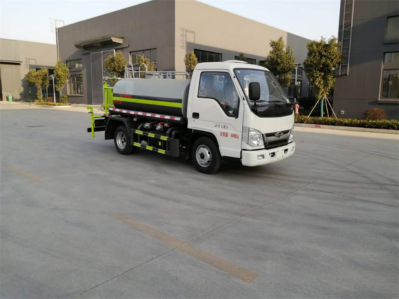 福田小卡之星2綠化噴灑車上戶無憂