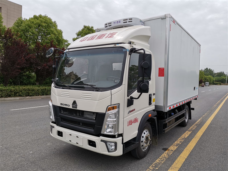 4.2米豪沃濰柴冷藏車超強承載高速高效