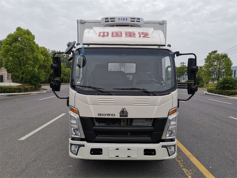 4.2米豪沃濰柴冷藏車超強承載高速高效