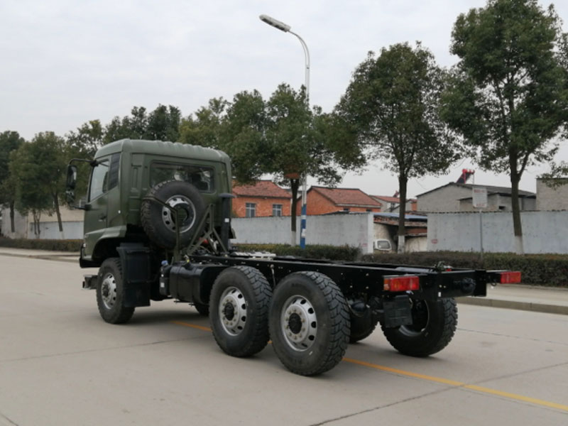 6X6東風(fēng)6驅(qū)越野版電源車（150KW-200KW）