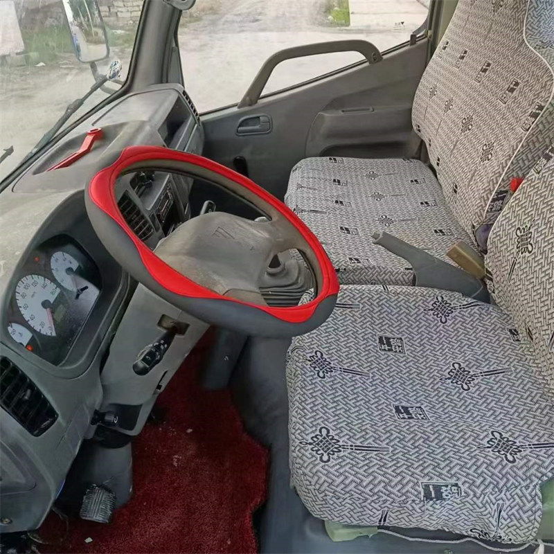 全新5立方福田奧鈴灑水車車好價不高