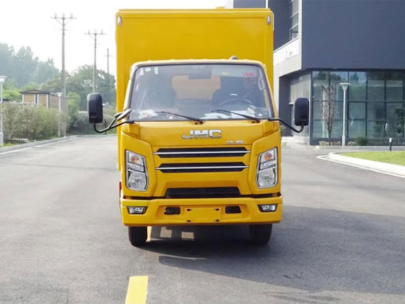 江鈴順達50-100KW電源車