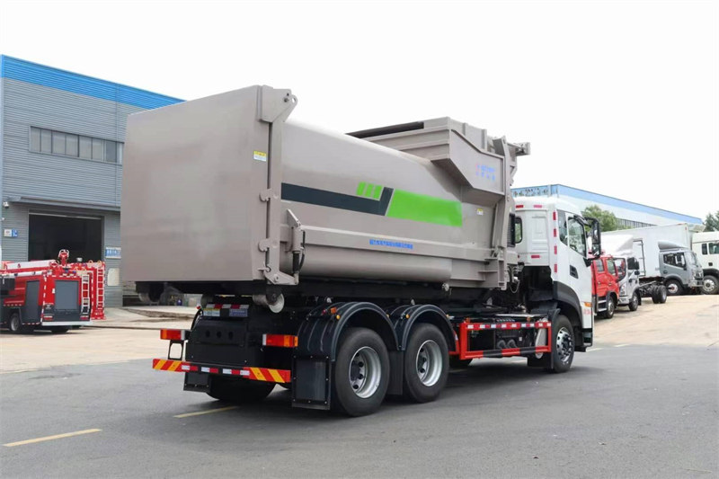 東風(fēng)天龍25噸勾臂垃圾車現(xiàn)車