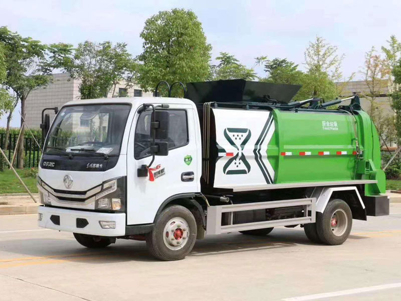 小多利卡國六餐廚垃圾車-方罐