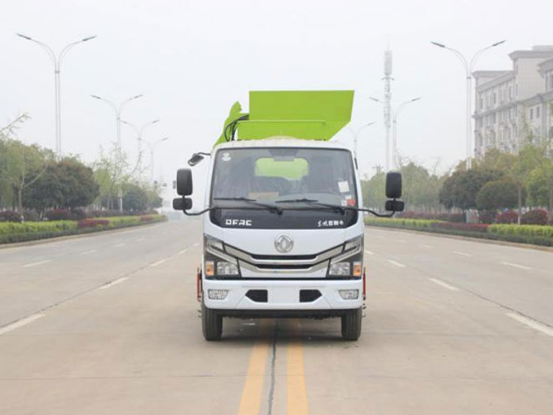 東風(fēng)D6小多利卡國六餐廚垃圾車-圓罐