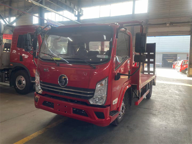 陜汽德龍K1藍牌平板運輸車低油耗