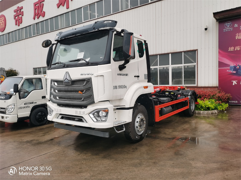 重汽豪沃NX勾臂車(chē)4700性價(jià)高