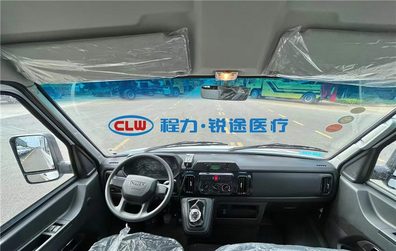 依維柯全新得意A35救護(hù)車(chē)煥新上市