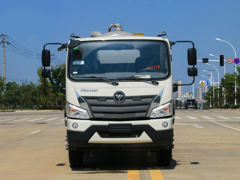 國(guó)六7.7方凱力風(fēng)牌瑞沃ES3吸污車