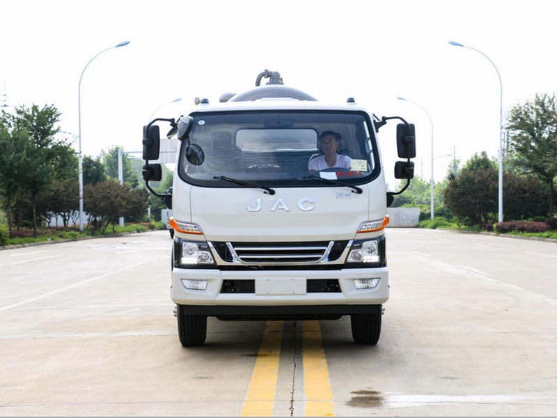 國(guó)六8.7方凱力風(fēng)牌江淮駿鈴V7吸污車