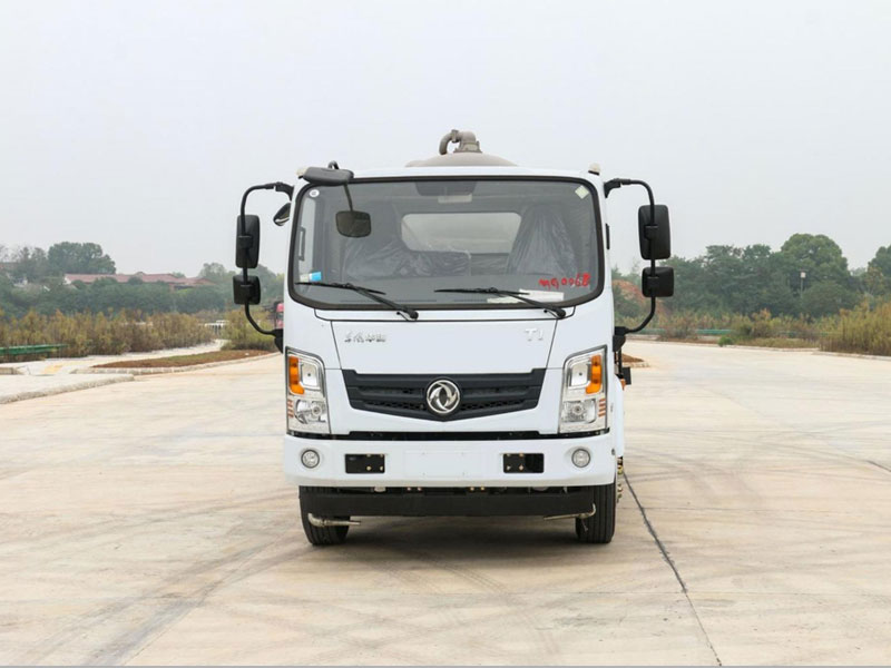 國六9.5方凱力風(fēng)牌華神T1吸污車