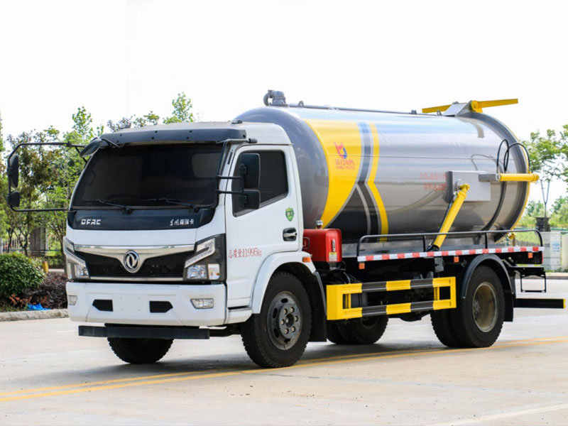 國六11方凱力風牌東風大福瑞卡吸污車